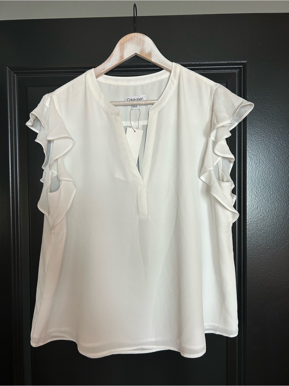 Calvin Klein Cream Ruffle Sleeve Blouse large NWT